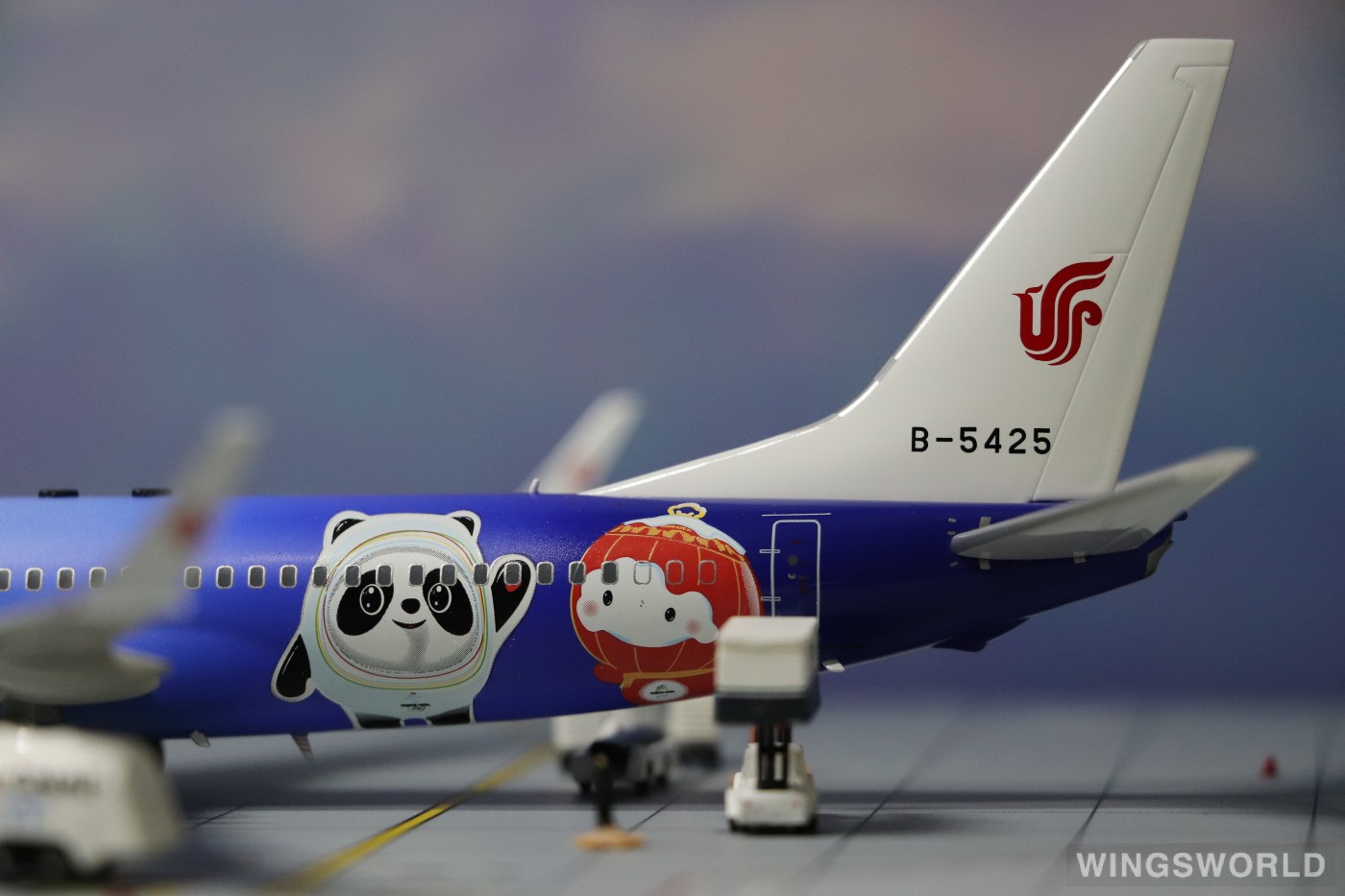 Aviation200 1:200 AV2031 Air China 中国国际航空 Boeing 737-800 B-5425