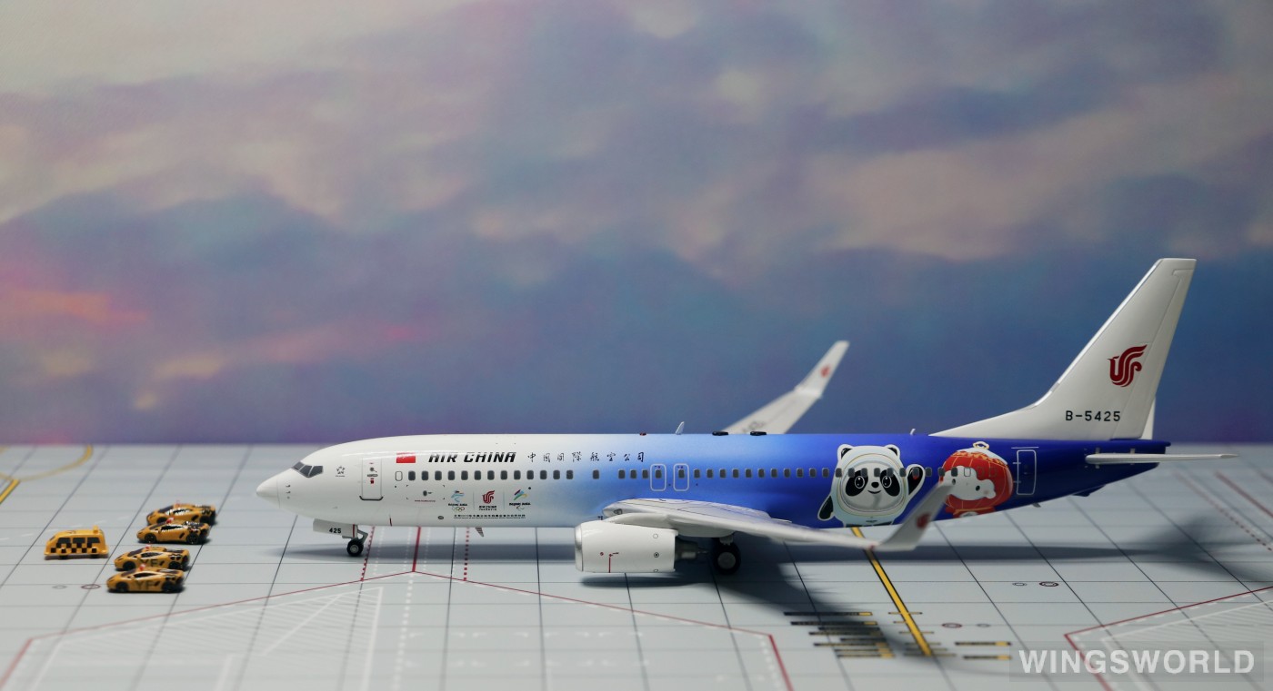 Aviation200 1:200 AV2031 Air China 中国国际航空 Boeing 737-800 B-5425