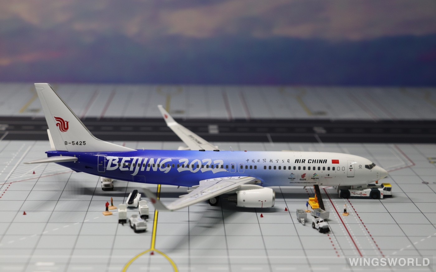 Aviation200 1:200 AV2031 Air China 中国国际航空 Boeing 737-800 B-5425