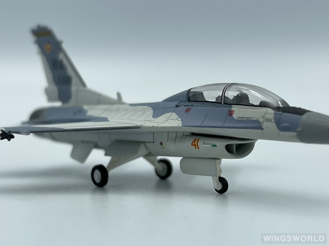 Hogan 1:200 HG6344 USAF 美国空军 Lockheed Martin F-16 86-0041