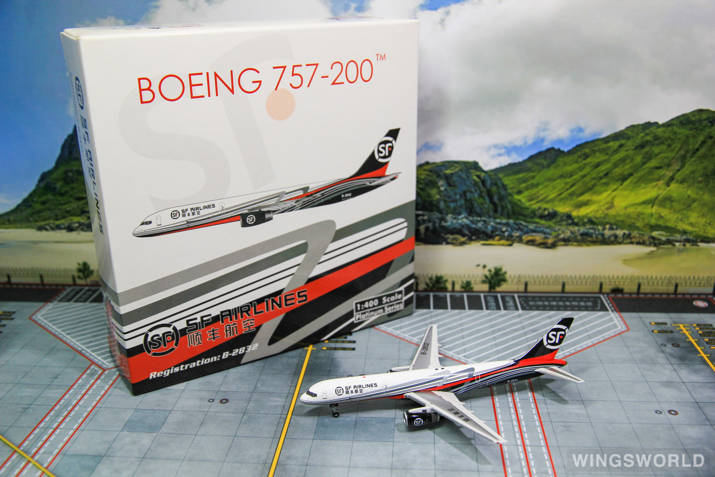 Phoenix 1:400 PH10587 SF Airlines 顺丰航空 Boeing 757-200 B-2832