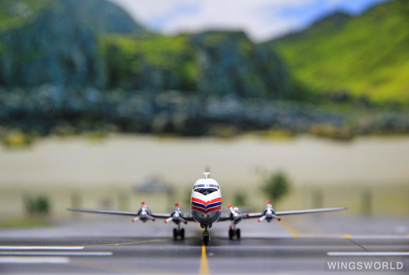 1st Choice 1:400 FCATL001 Ansett 澳洲安捷航空 Aviation Traders ATL-98 VH-INJ
