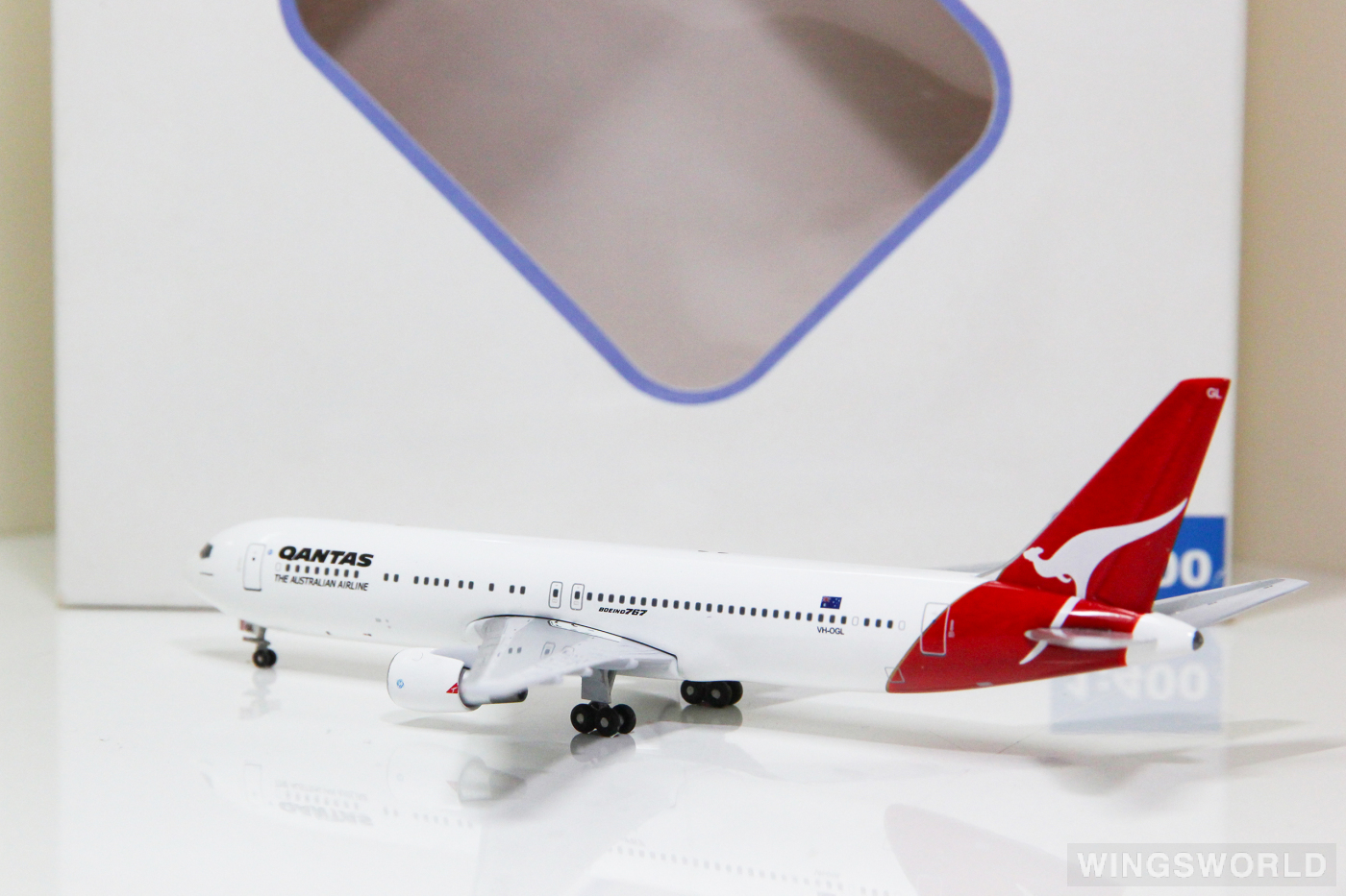 AeroClassics 1:400 ACQFA030 Qantas 澳洲航空 Boeing 767-300 VH-OGL