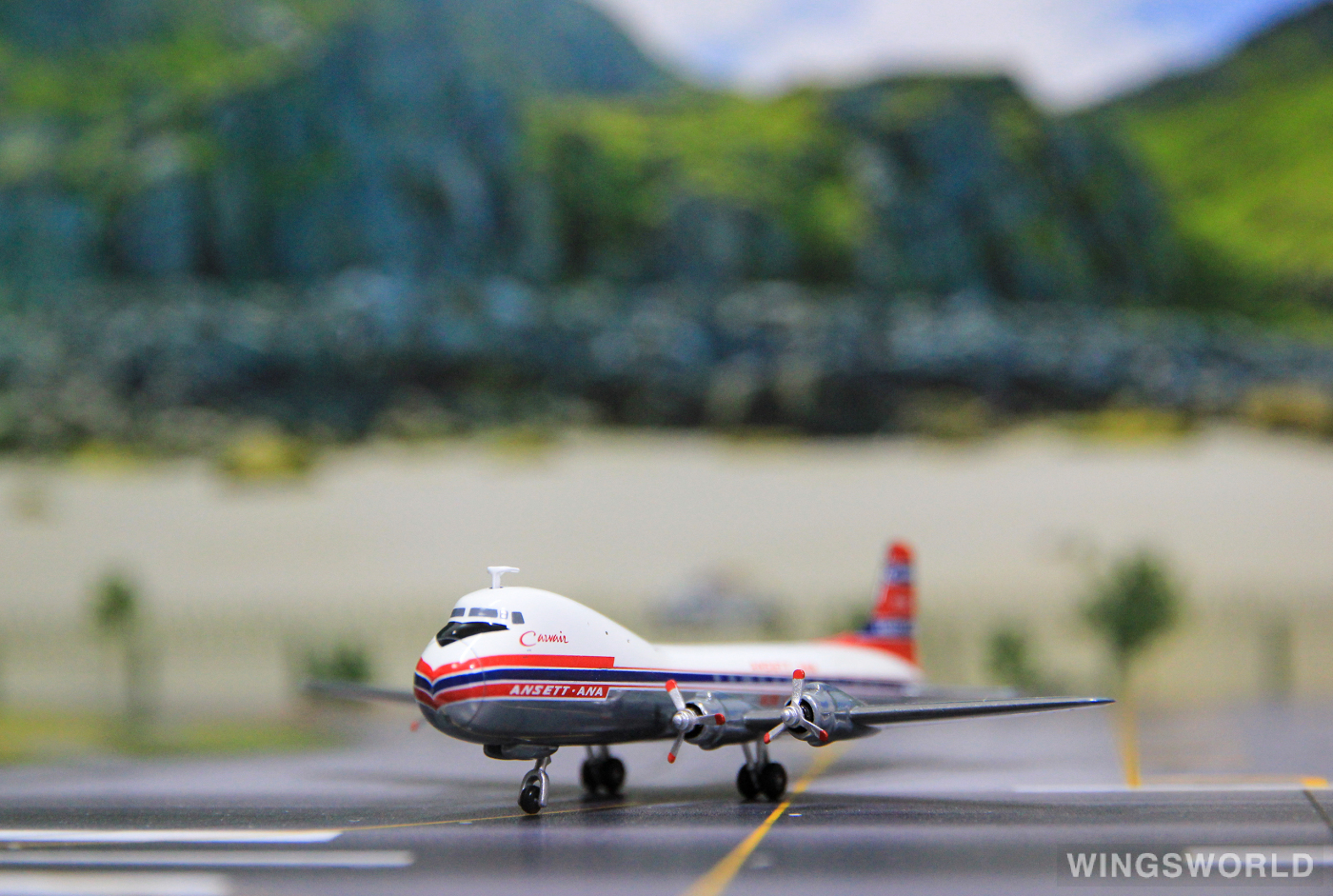 1st Choice 1:400 FCATL001 Ansett 澳洲安捷航空 Aviation Traders ATL-98 VH-INJ