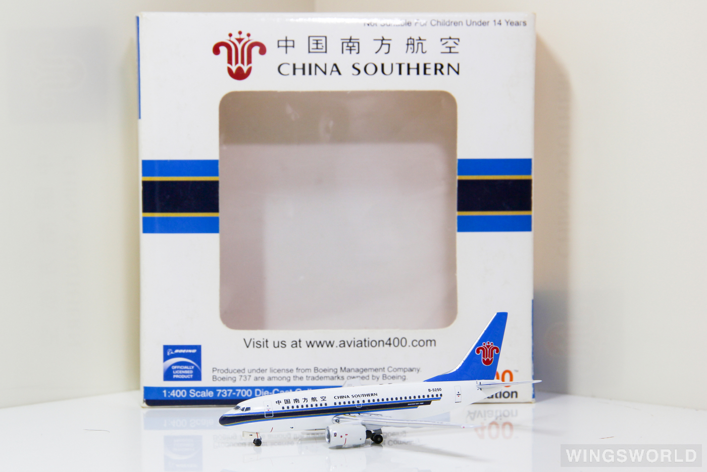 Aviation400 1:400 AV4737001 China Southern 中国南方航空 Boeing 737-700 B-5250