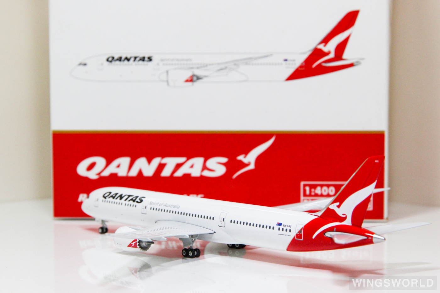 Phoenix 1:400 PH10453 Qantas 澳洲航空 Boeing 787-9 VH-ABC