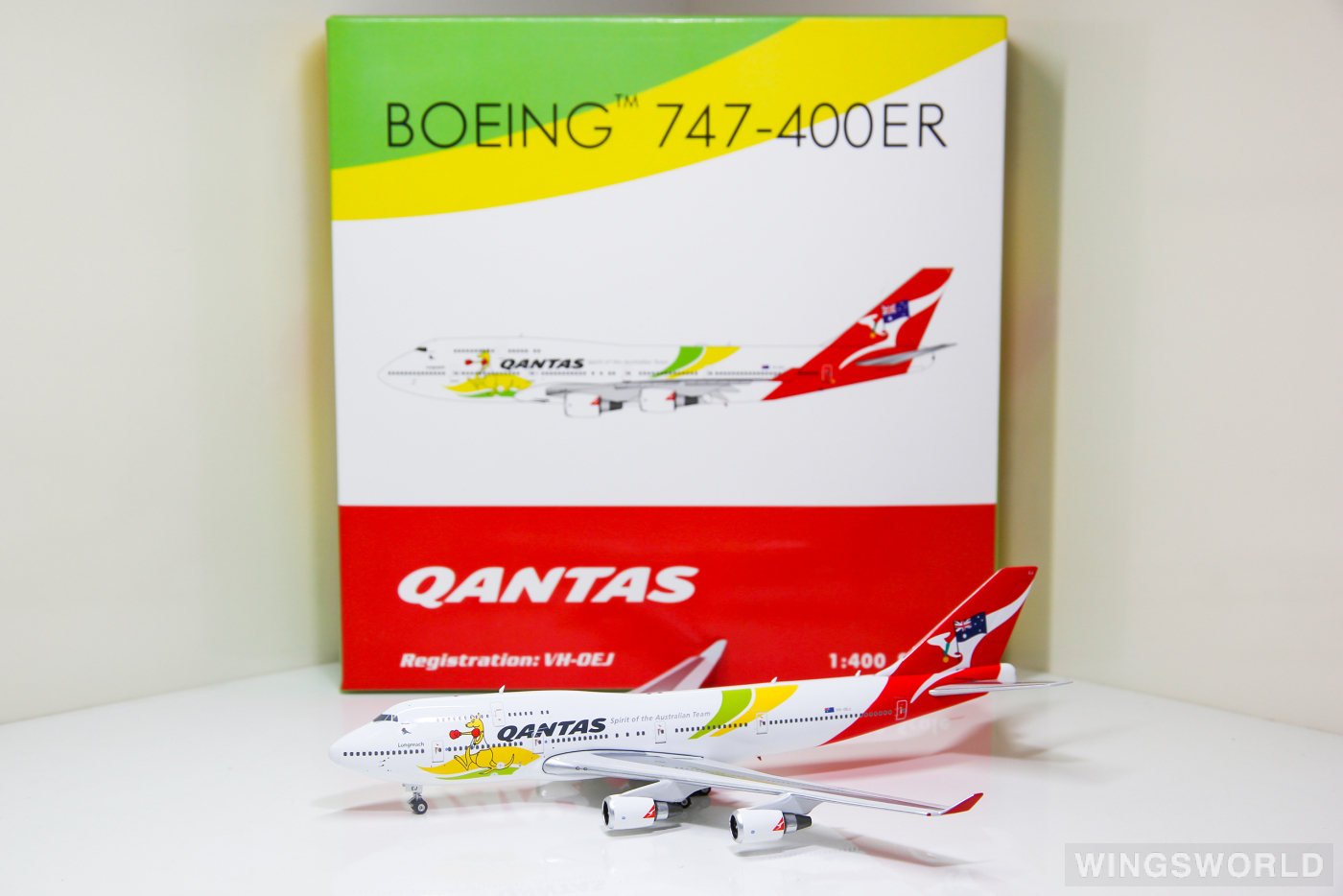 Phoenix 1:400 PH04105 Qantas 澳洲航空 Boeing 747-400 VH-OEJ