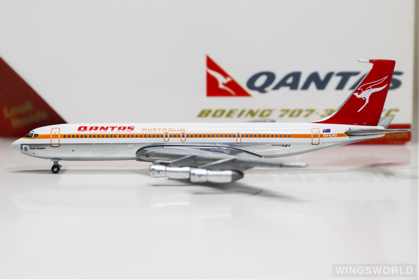 Geminijets 1:400 GJQFA957 Qantas 澳洲航空 Boeing 707-300 VH-EAG