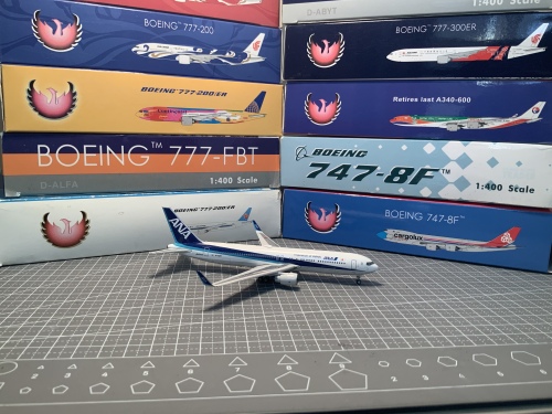Phoenix 1:400 Boeing 767-300 ANA 全日空PH04213 JA627A 的相册