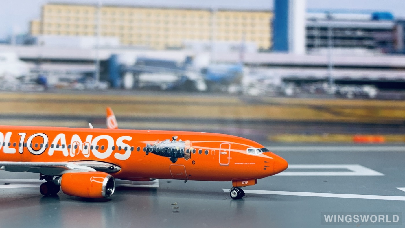 Phoenix 1:400 PH10822 GOL 高尔航空 Boeing 737-800 PR-GTF