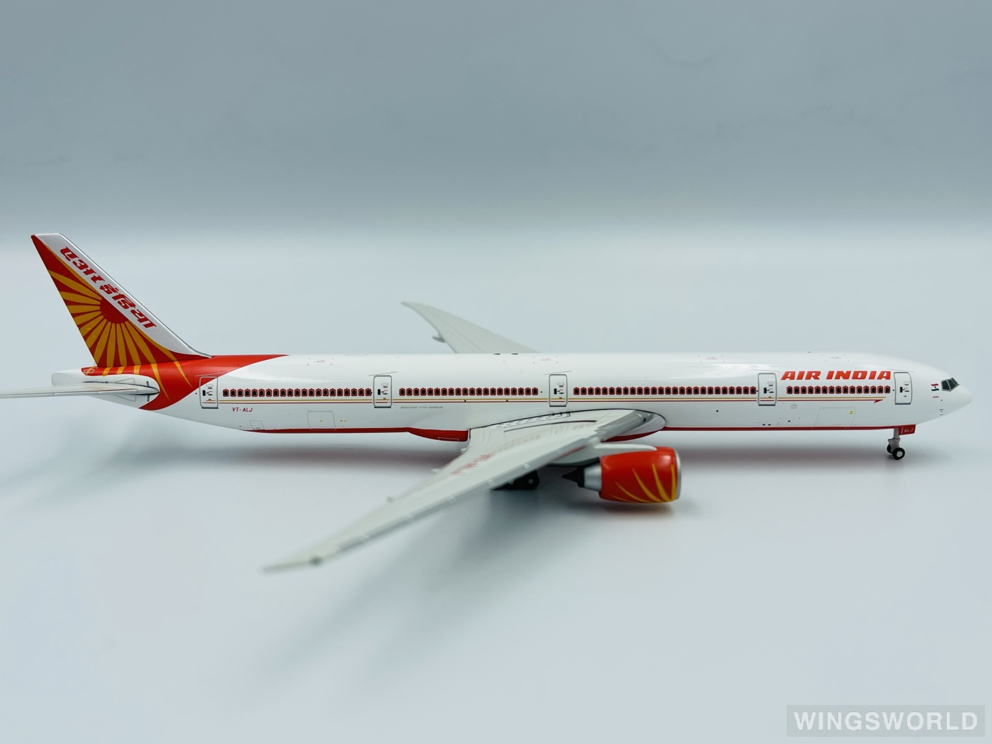 Geminijets 1:400 GJAIC845 Air India 印度航空 Boeing 777-300ER VT-ALJ