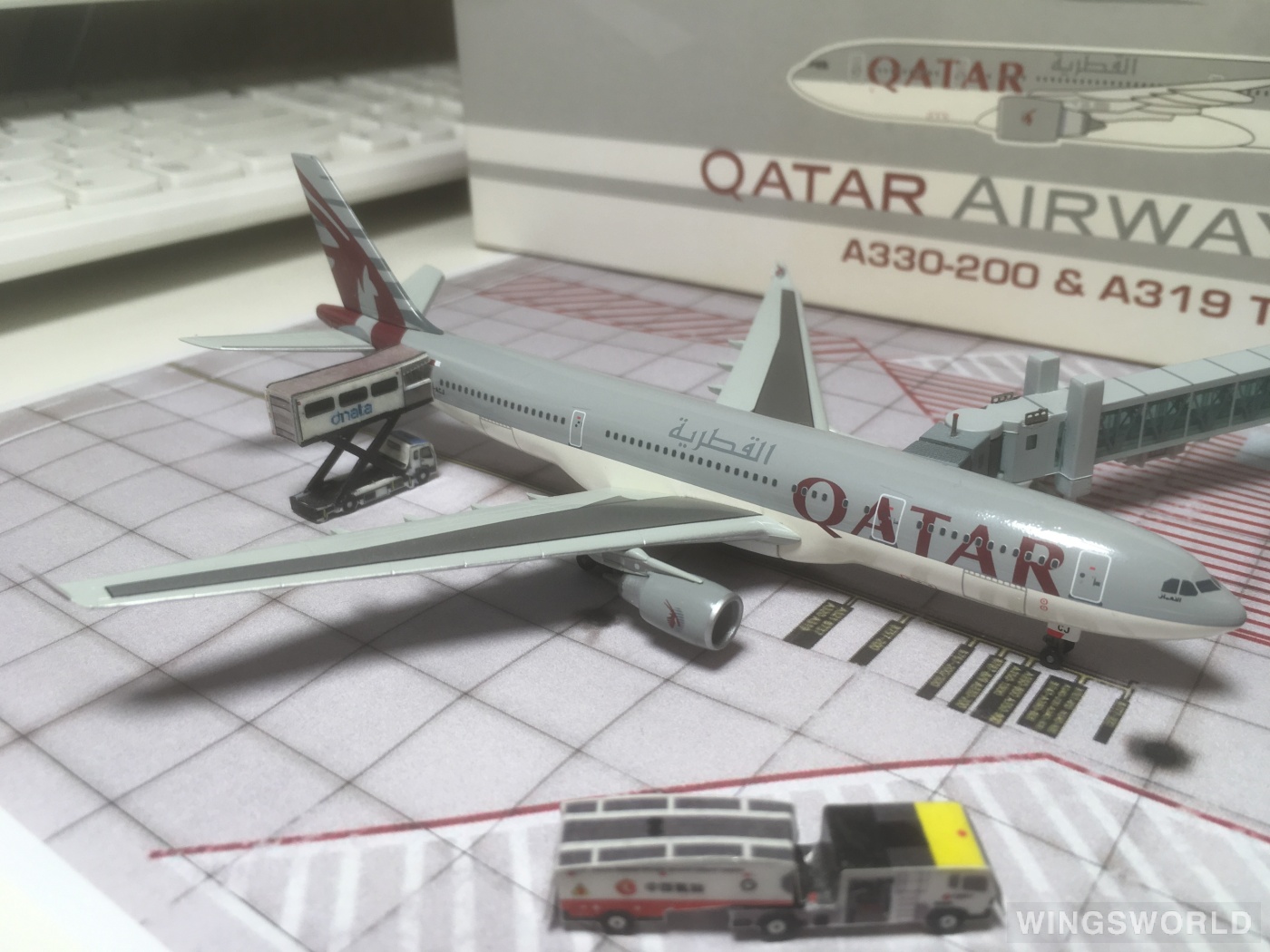 Dragon Models 1:400 55745 Qatar 卡塔尔航空 Airbus A330-200 A7-ACJ