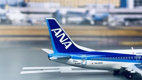 JC Wings 1:400 Boeing 737-500 ANA 全日空EW4735004 JA305K
