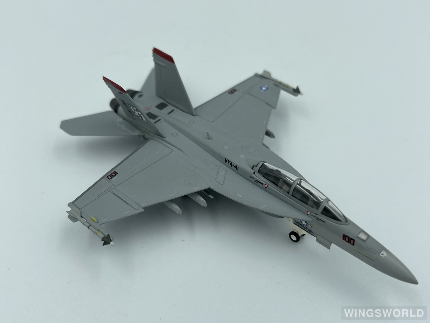 Hogan 1:200 HG6160 U.S. Navy 美国海军 McDonnell Douglas F/A-18 166455