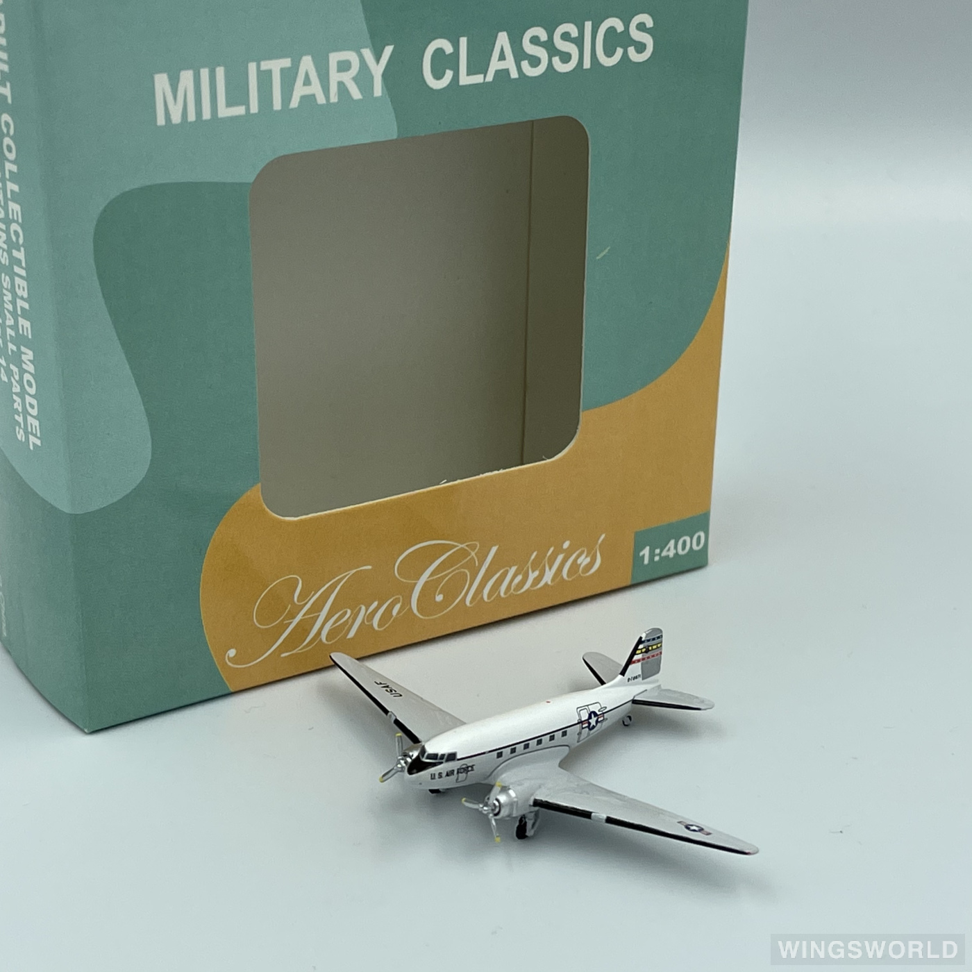 AeroClassics 1:400 ACMC002 USAF 美国空军 Douglas DC-3 0-76671