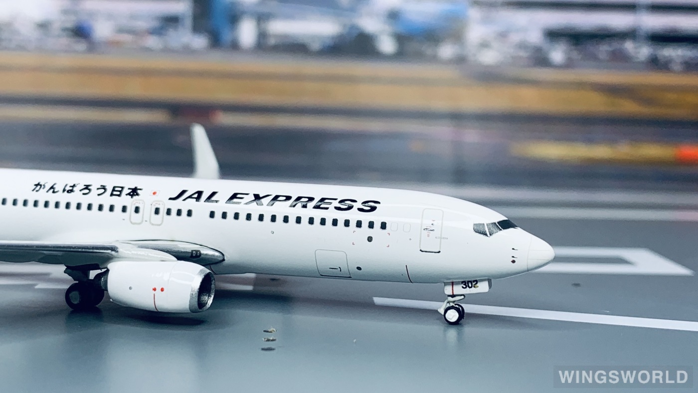 Phoenix 1:400 PH10610 Japan Airlines 日本航空 Boeing 737-800 JA302J