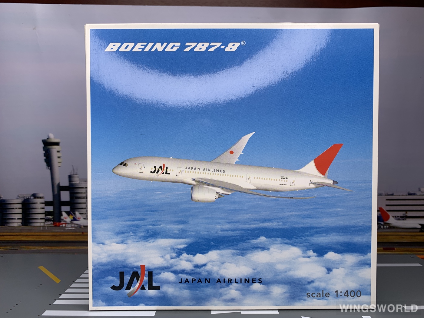 Herpa 1:400 561914 Japan Airlines 日本航空 Boeing 787-8 JA851J