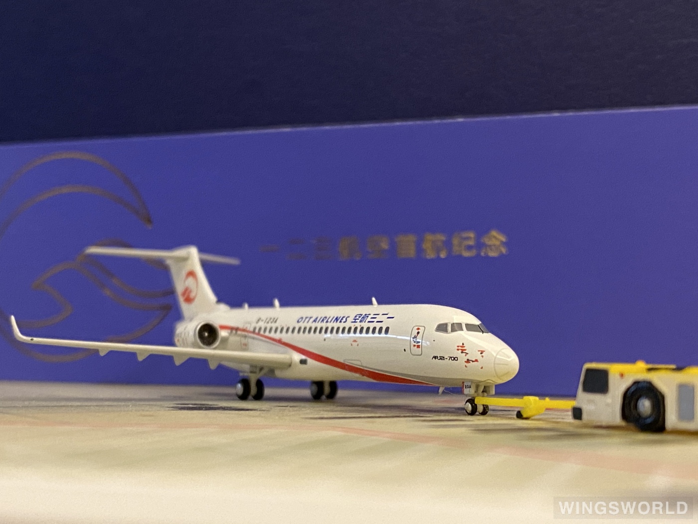 NGmodels 1:400 NG21012 OTT Airlines 一二三航空 Comac ARJ21-700 B-123A