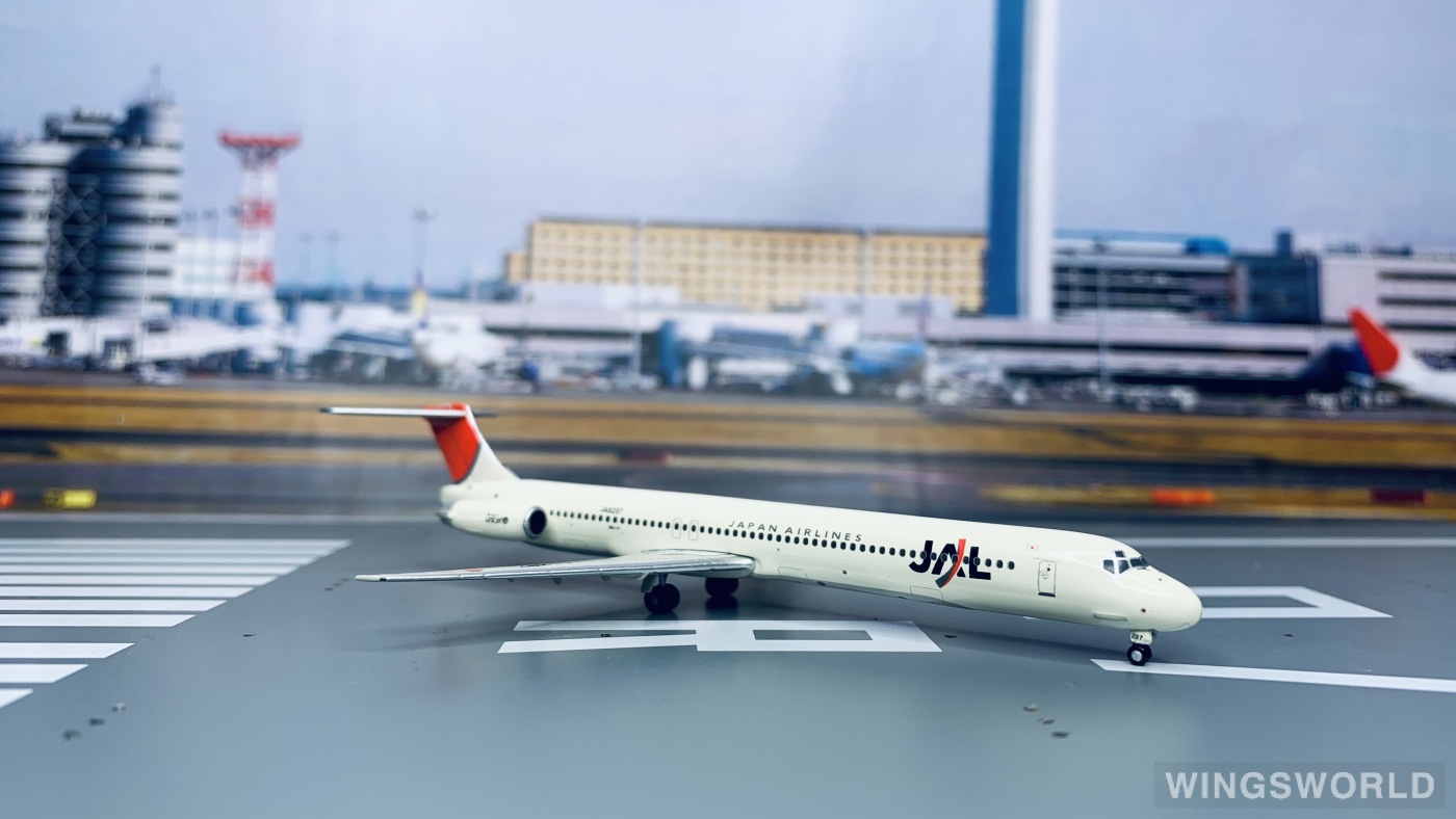 Phoenix 1:400 PH10215 Japan Airlines 日本航空 McDonnell Douglas MD-81 JA8297