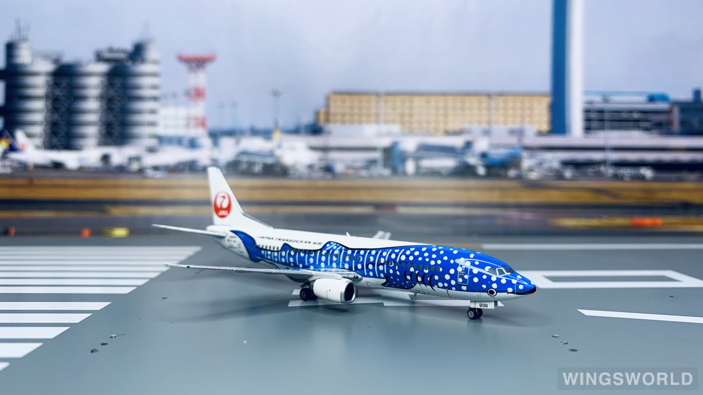 Phoenix 1:400 PH10984 Japan Airlines 日本航空 Boeing 737-400 JA8939