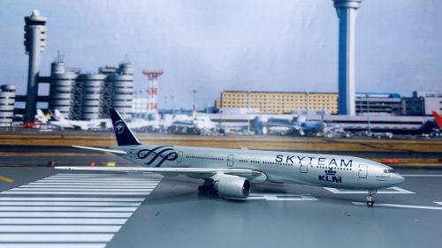 KLM 荷兰皇家航空 Boeing 777-300ER PH-BVD 天合联盟 GJKLM985 Geminijets 1:400