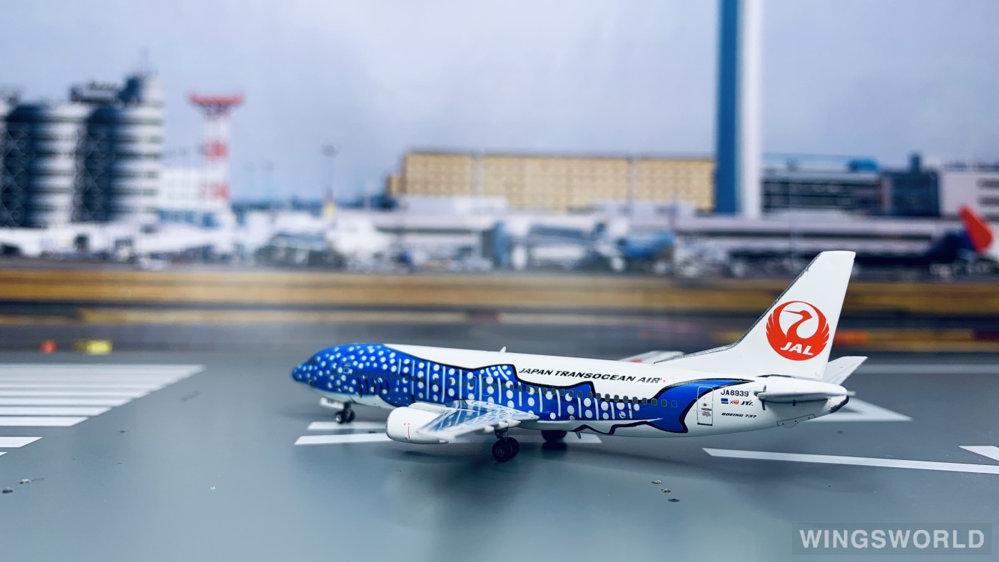 Phoenix 1:400 PH10984 Japan Airlines 日本航空 Boeing 737-400 JA8939