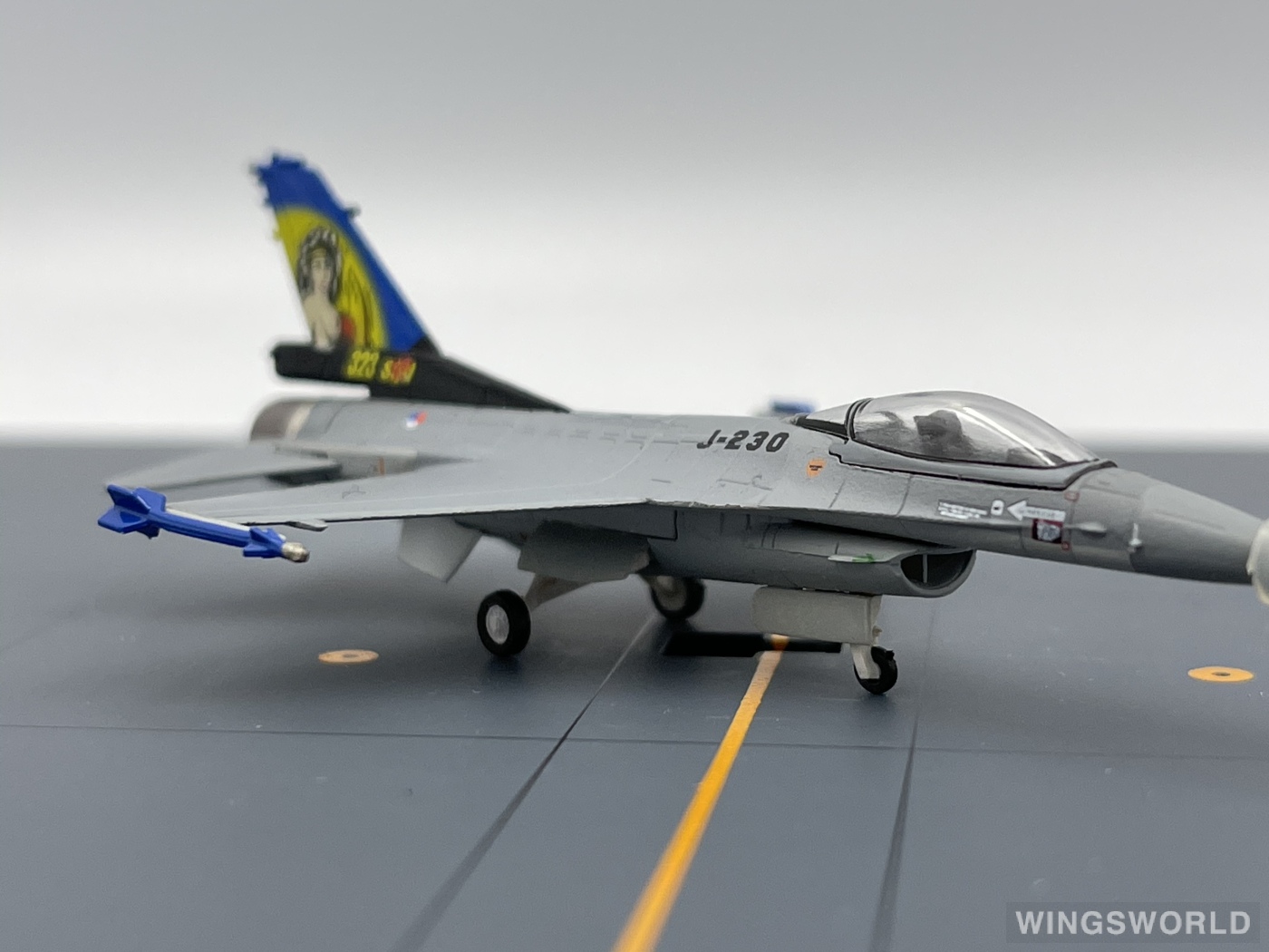 Hogan 1:200 HG7549 RNLAF 荷兰皇家空军 Lockheed Martin F-16 J-230