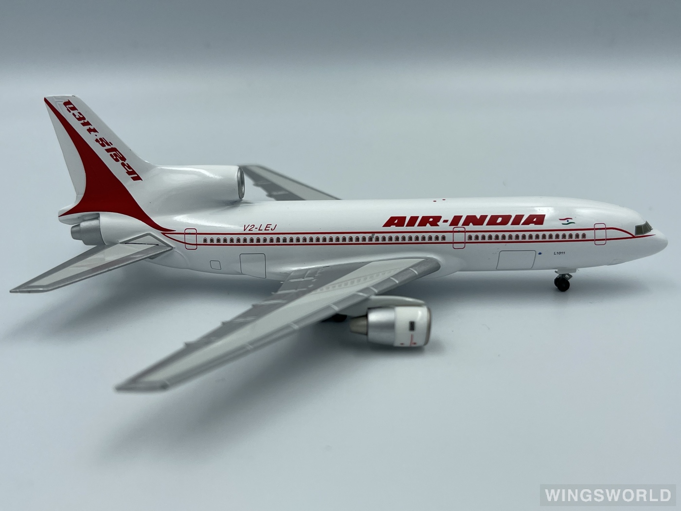 Herpa 1:400 560641 Air India 印度航空 Lockheed L-1011 TriStar V2-LEJ