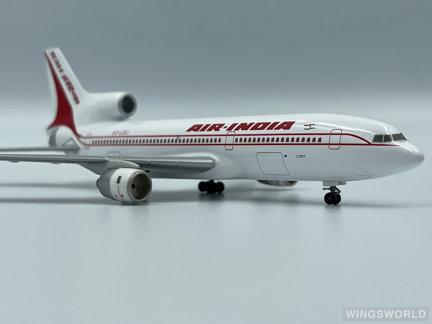 Herpa 1:400 560641 Air India 印度航空 Lockheed L-1011 TriStar V2-LEJ