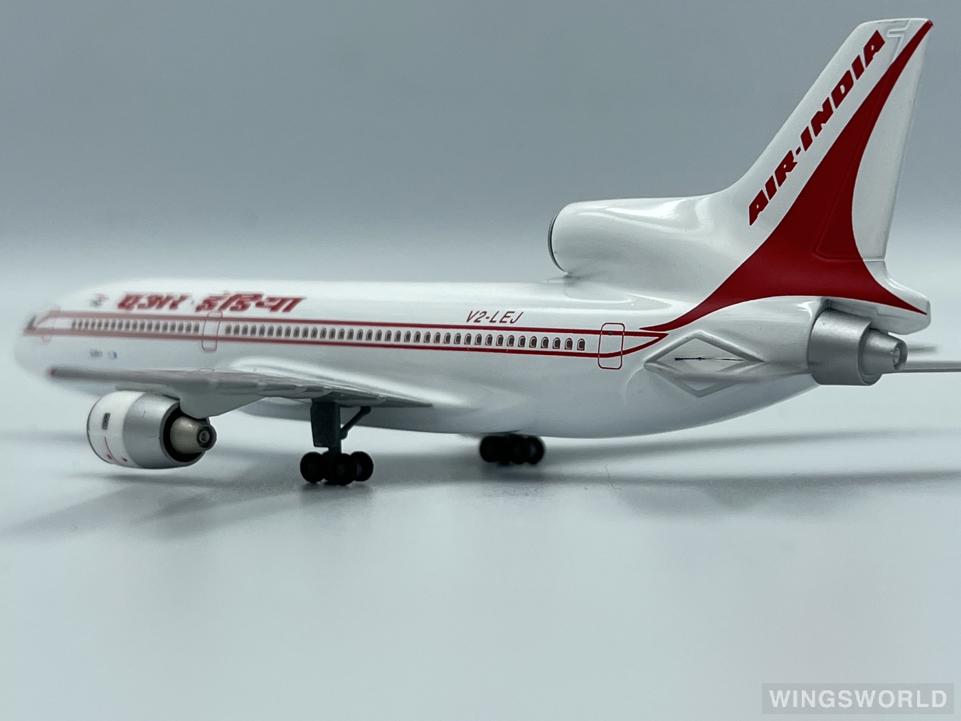 Herpa 1:400 560641 Air India 印度航空 Lockheed L-1011 TriStar V2-LEJ