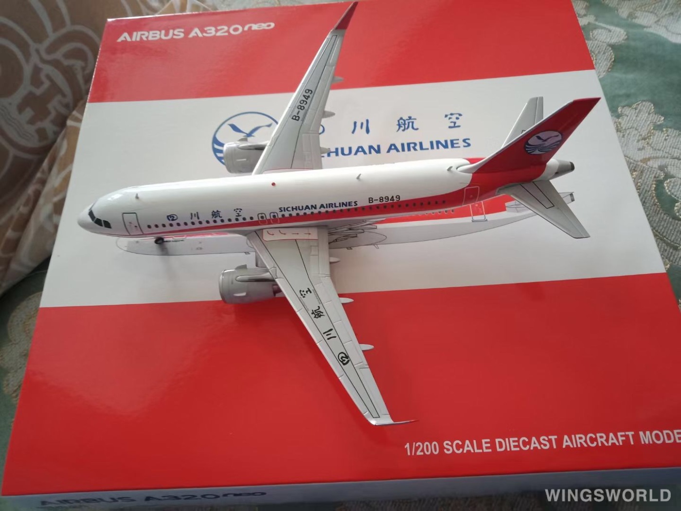 JC Wings 1:200 LH2115 Sichuan Airlines 四川航空 Airbus A320 B-8949