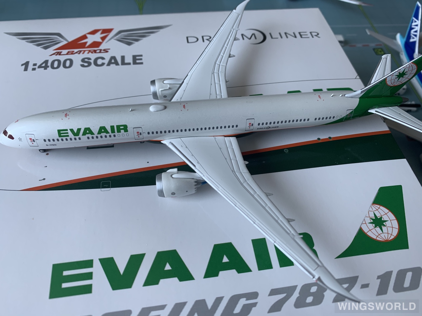 JC Wings 1:400 ALB4EVA08A EVA Air 长荣航空 Boeing 787-10 B-17801
