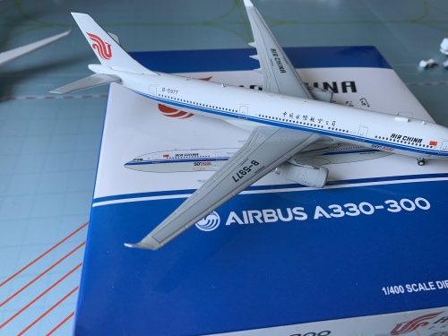 Air China 中国国际航空 Airbus A330-300 B-5977 国航第50架A330 XX4952 JC Wings 1:400