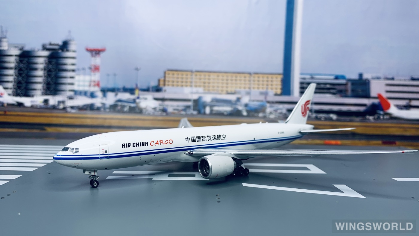 Phoenix 1:400 PH10879 Air China Cargo 中国国际货运航空 Boeing 777F B-2095