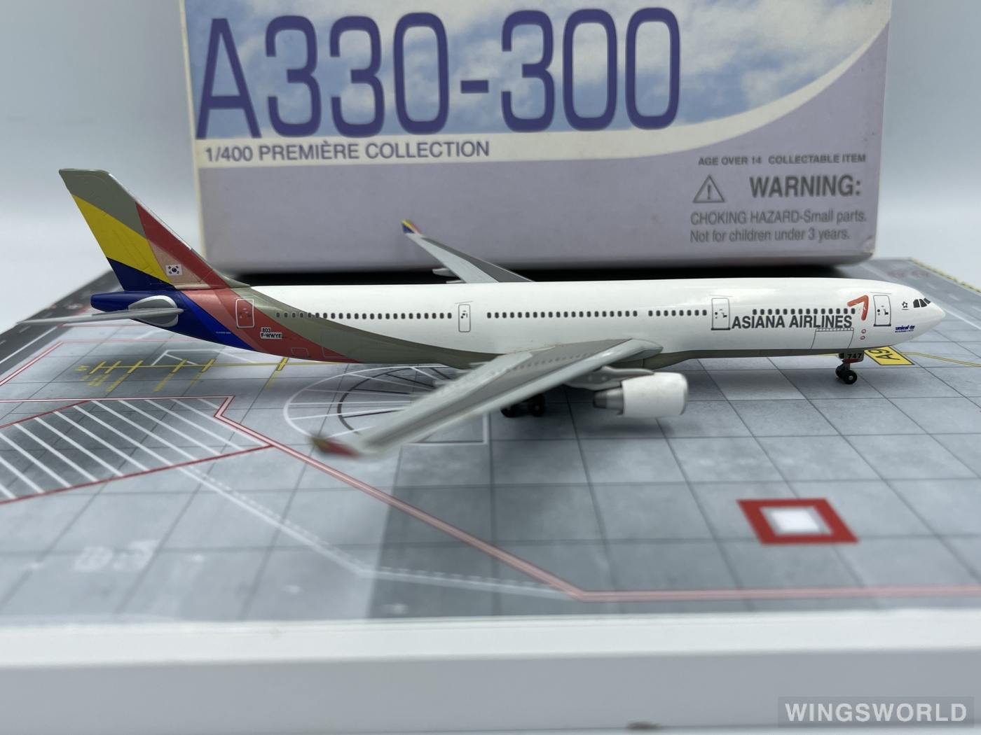 Dragon Models 1:400 55996 Asiana 韩亚航空 Airbus A330-300 F-WWYE / HL7747