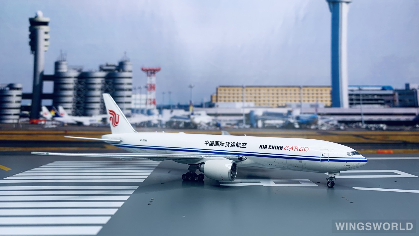 Phoenix 1:400 PH10879 Air China Cargo 中国国际货运航空 Boeing 777F B-2095