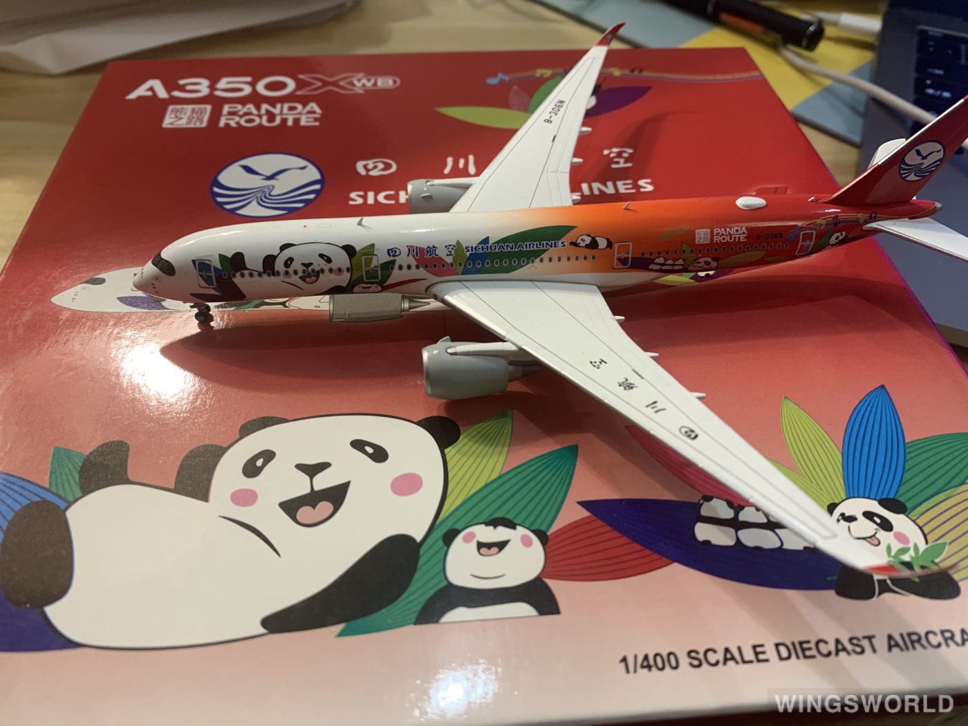JC Wings 1:400 LH4145 Sichuan Airlines 四川航空 Airbus A350-900 B-306N