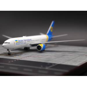 UIA 乌克兰国际航空 Boeing 777-200 UR-GOA  LH4072 JC Wings 1:400