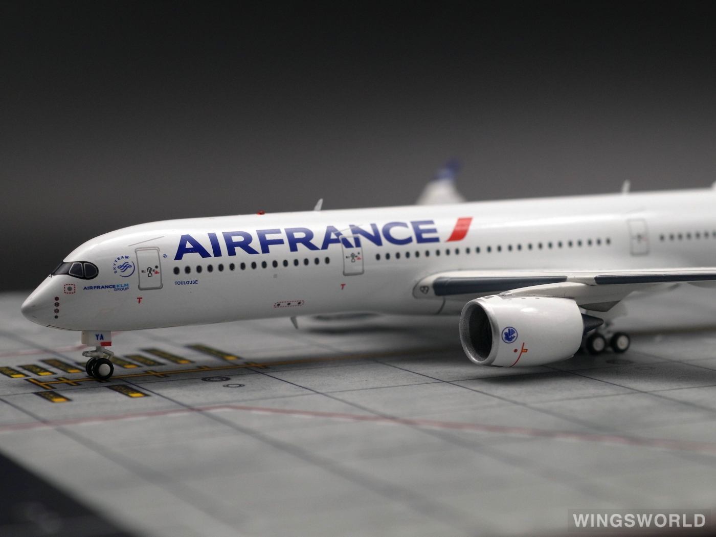 Aviation400 1:400 AV4057 Air France 法国航空 Airbus A350-900 F-HTYA