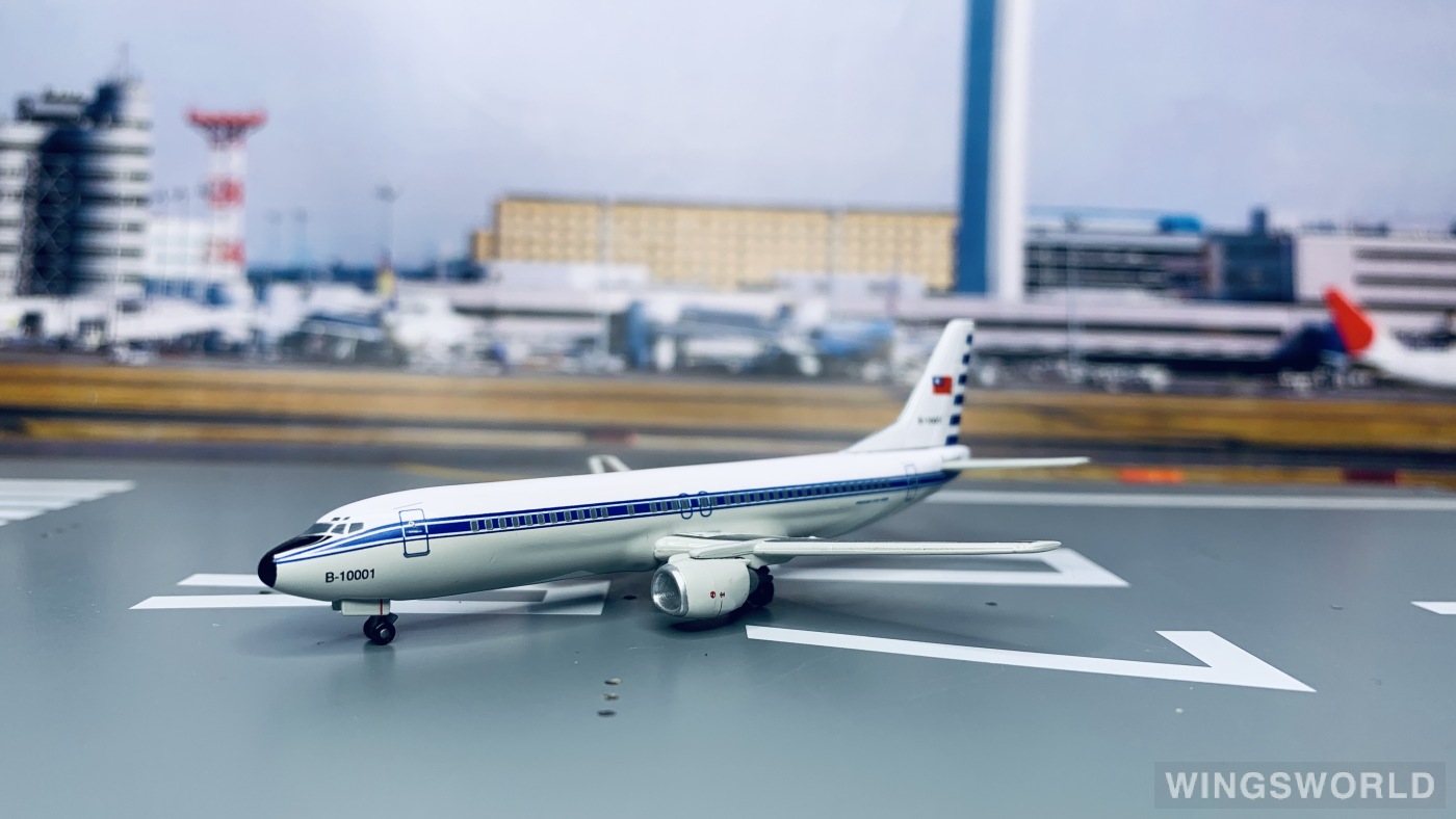 Dragon Models 1:400 55355-2 ROCAF 中国台湾空军 Boeing 737-400 B-10001