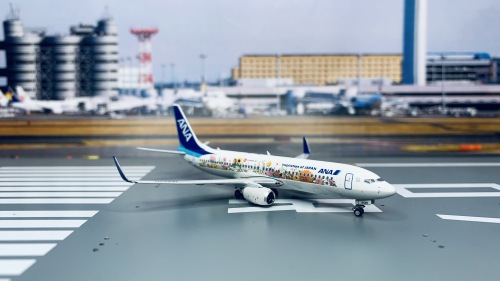 Phoenix 1:400 Boeing 737-800 ANA 全日空PH04121 JA85AN FLOWER
