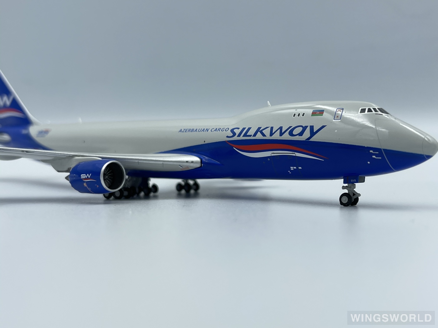 Geminijets 1:400 GJAZQ1553 Silk Way Airlines 丝绸之路航空 Boeing 747-8F VQ-BVB