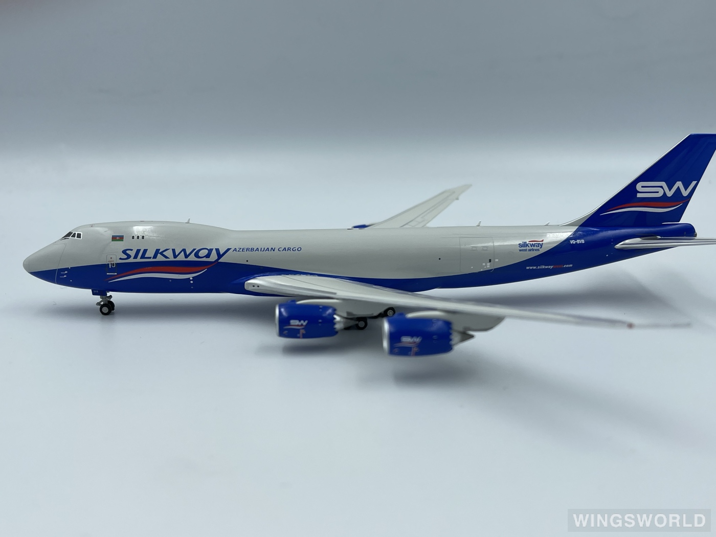 Geminijets 1:400 GJAZQ1553 Silk Way Airlines 丝绸之路航空 Boeing 747-8F VQ-BVB
