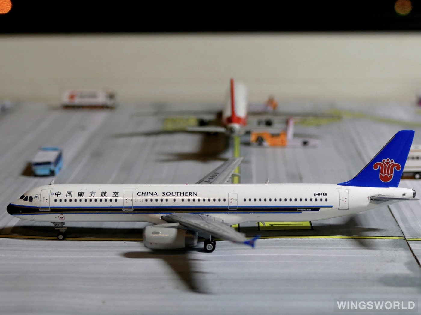 JC Wings 1:400 XX4670 China Southern 中国南方航空 Airbus A321 B-6659