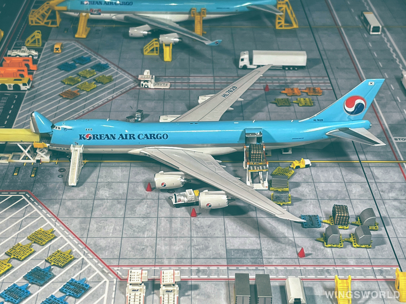 JC Wings 1:400 EW4748006 Korean Air 大韩航空 Boeing 747-8F HL7629