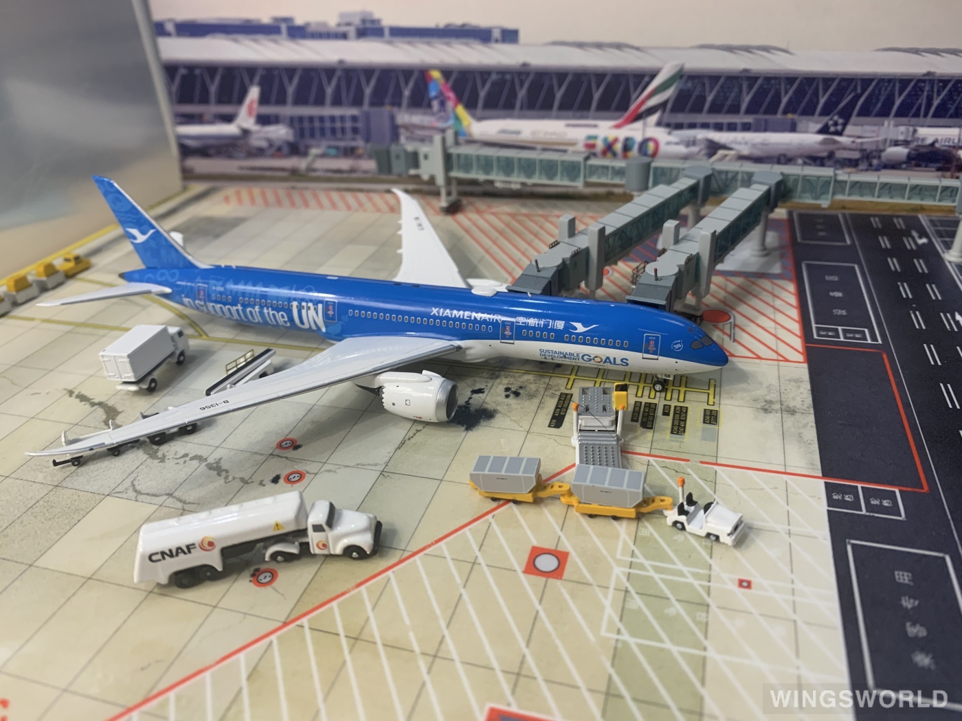 NGmodels 1:400 NG55052 XiamenAir 厦门航空 Boeing 787-9 B-1356
