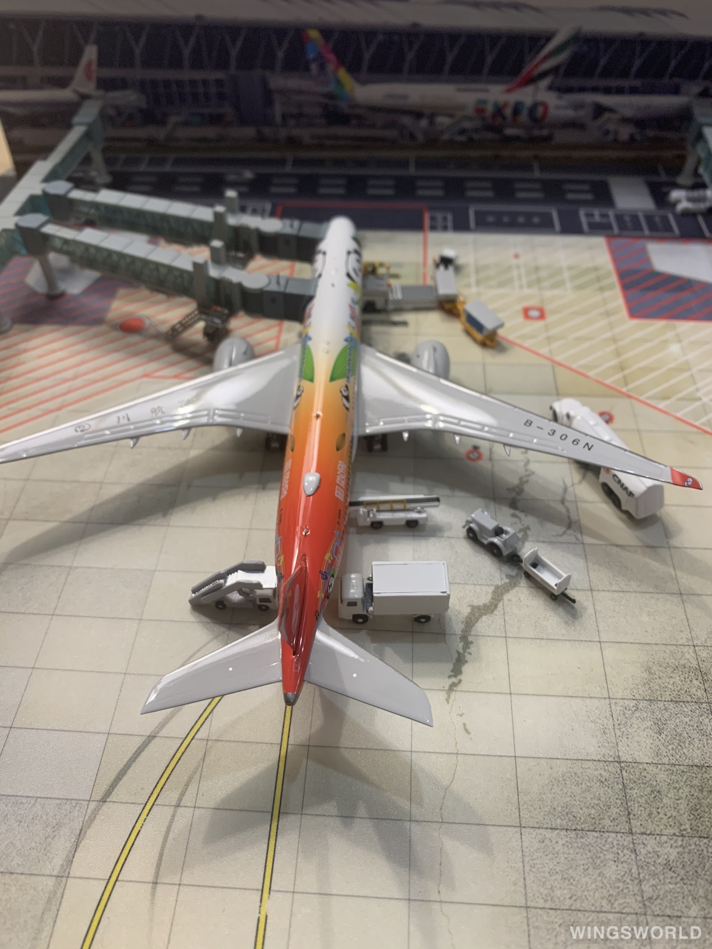 Phoenix 1:400 PH11542 Sichuan Airlines 四川航空 Airbus A350-900 B-306N