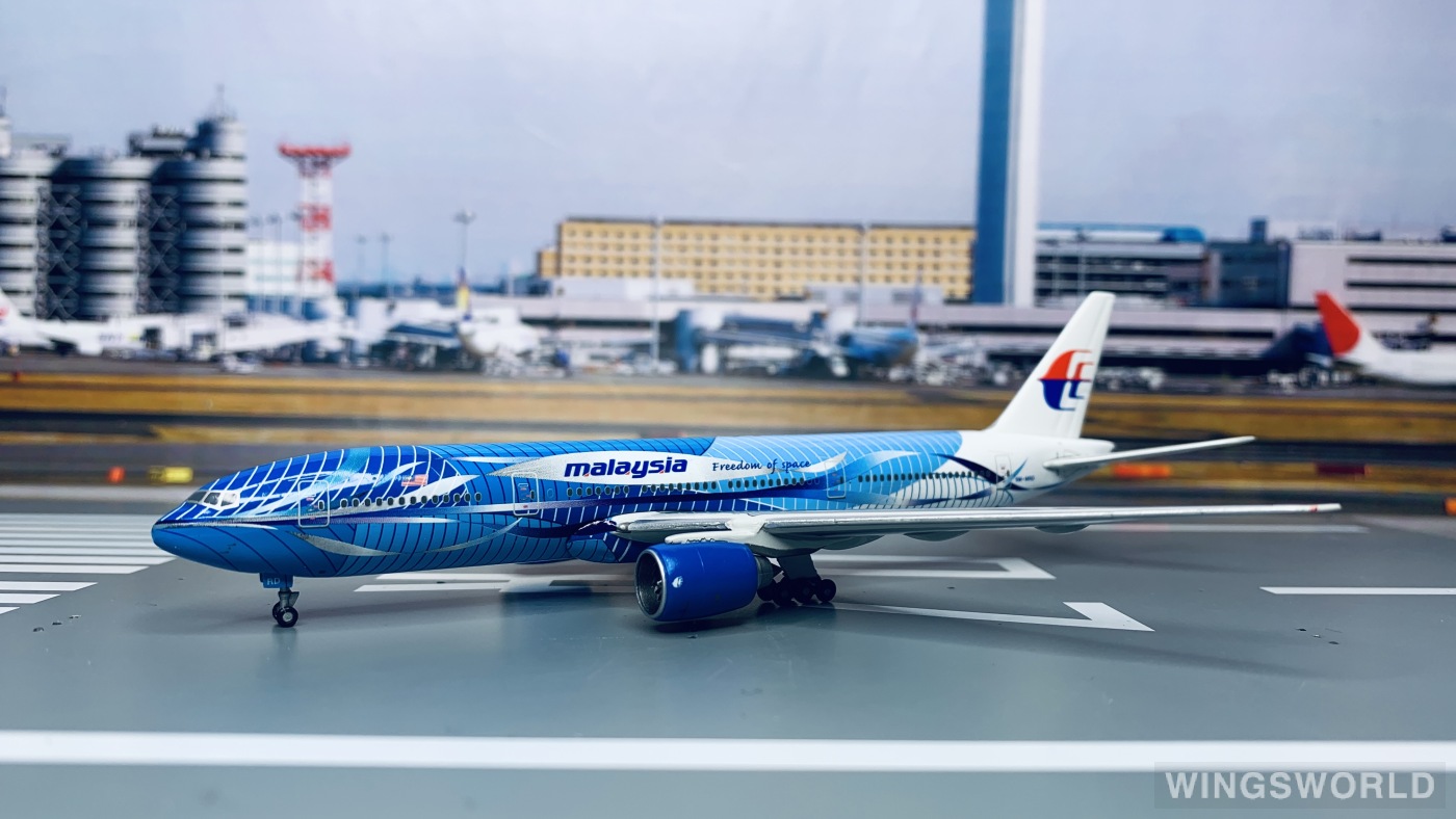 Phoenix 1:400 PH10118 Malaysia Airlines 马来西亚航空 Boeing 777-200ER 9M-MRD