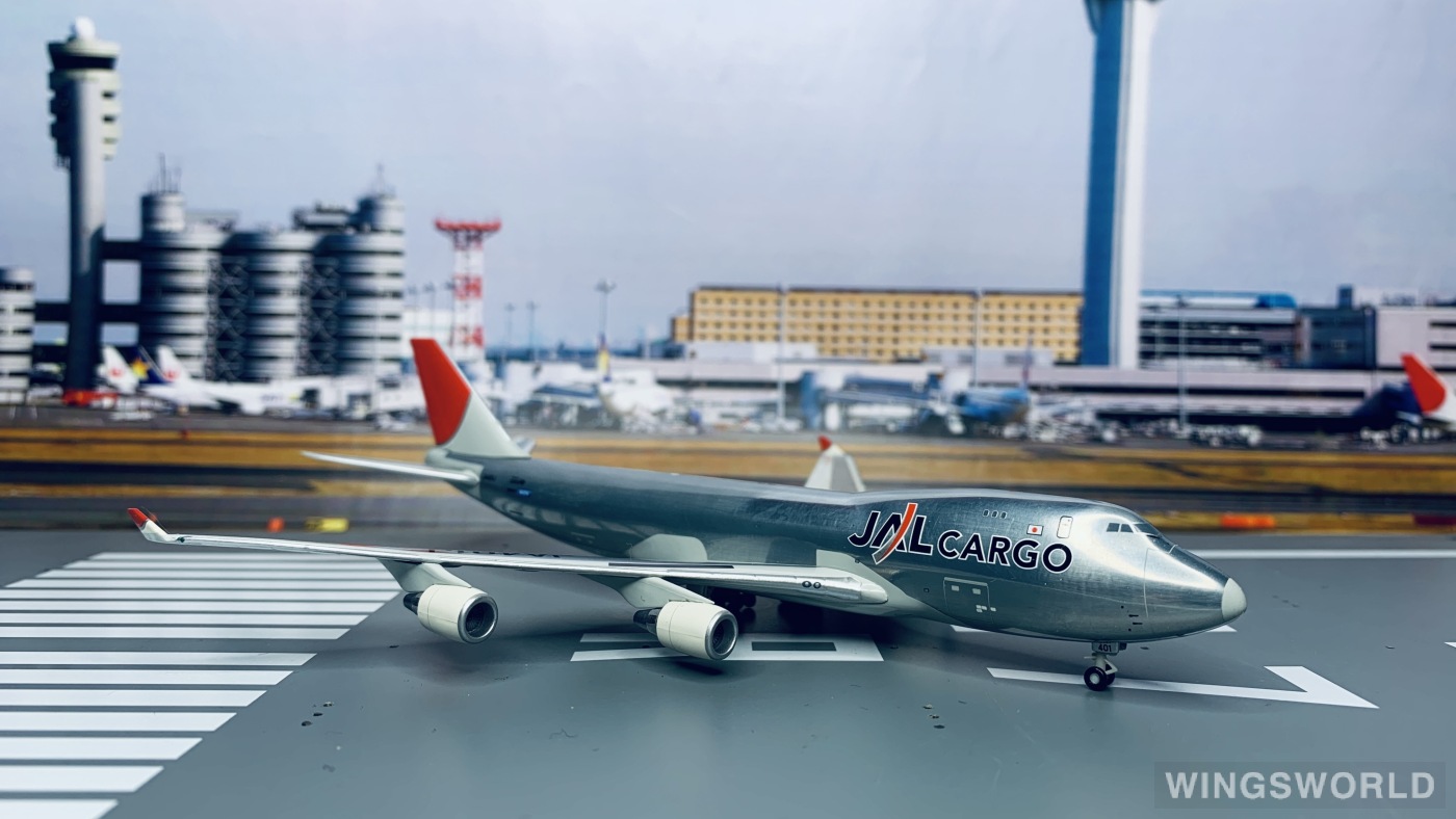 Herpa 1:400 561327 Japan Airlines 日本航空 Boeing 747-400 JA401J