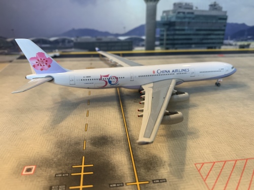 PLANETAGS AIRBUS A340 CHINA プレーンタグ 中華航空 チャイナ エアライン A340-300 B-18801 – MotoArt PlaneTags